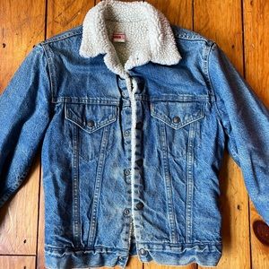 Vintage Levi’s Sherpa-lined denim jacket